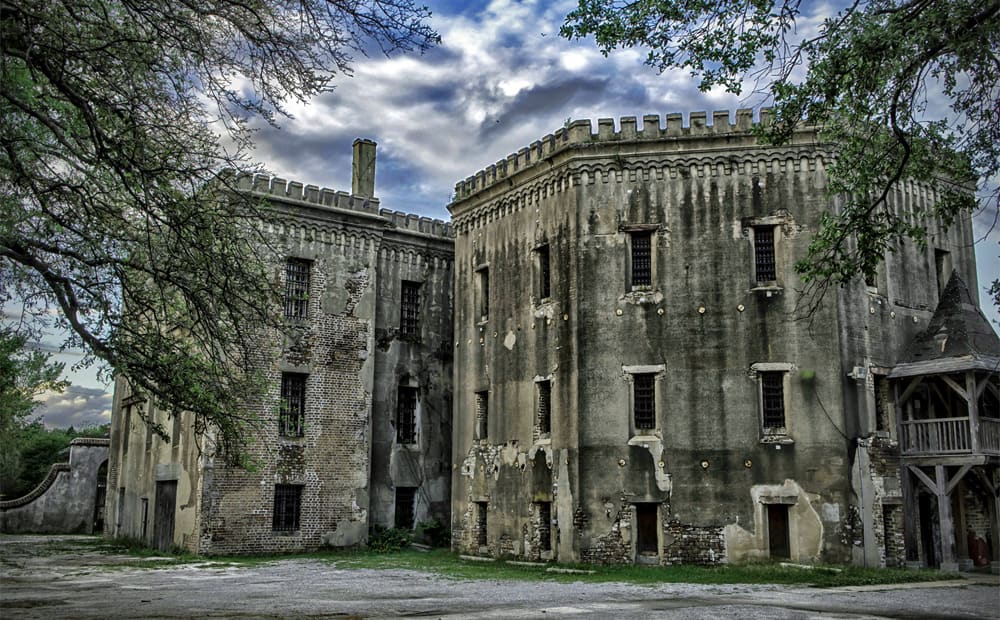 Old Charleston Jail Hauntings and Dark History in Charleston SC