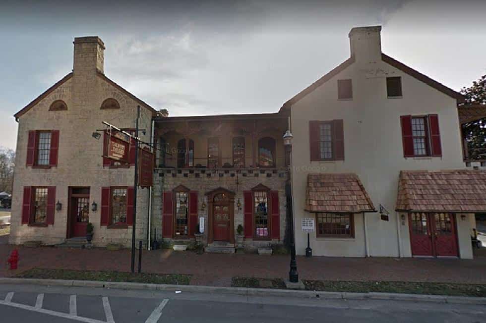 The Old Tabbot Tavern