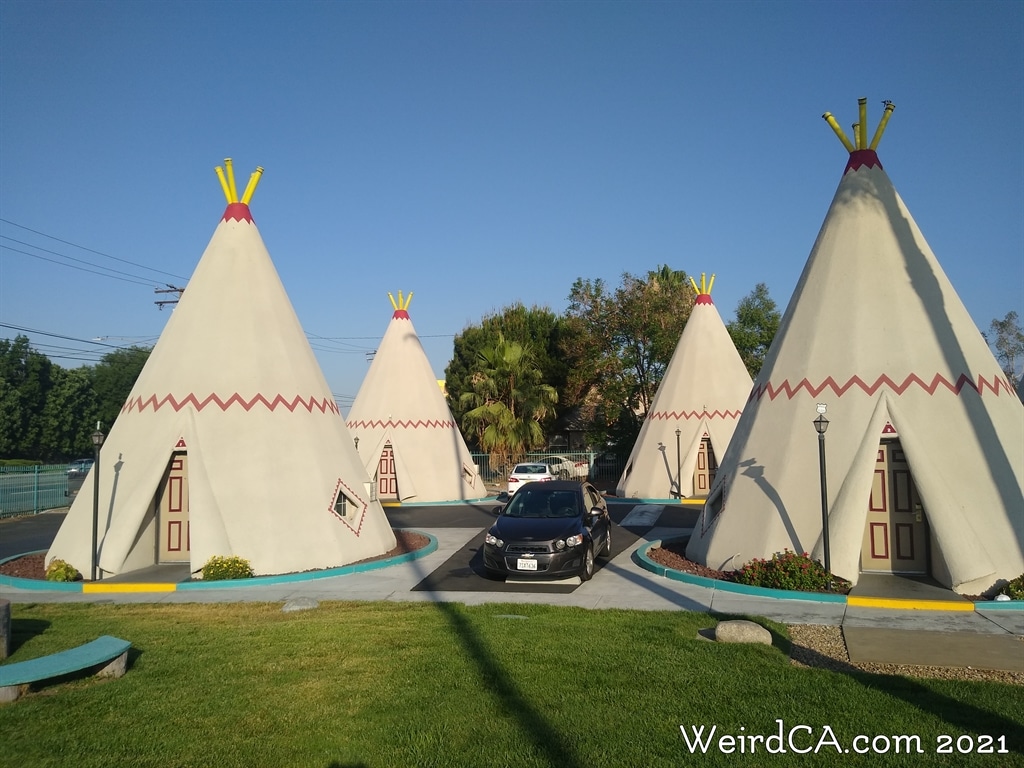 Ghosts of the Wigwam Village Motel