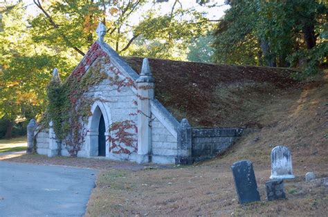 Mount Hope Cemetery – Bangor, Maine’s Historic Burial Ground