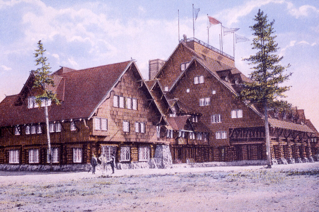 Old Faithful Inn