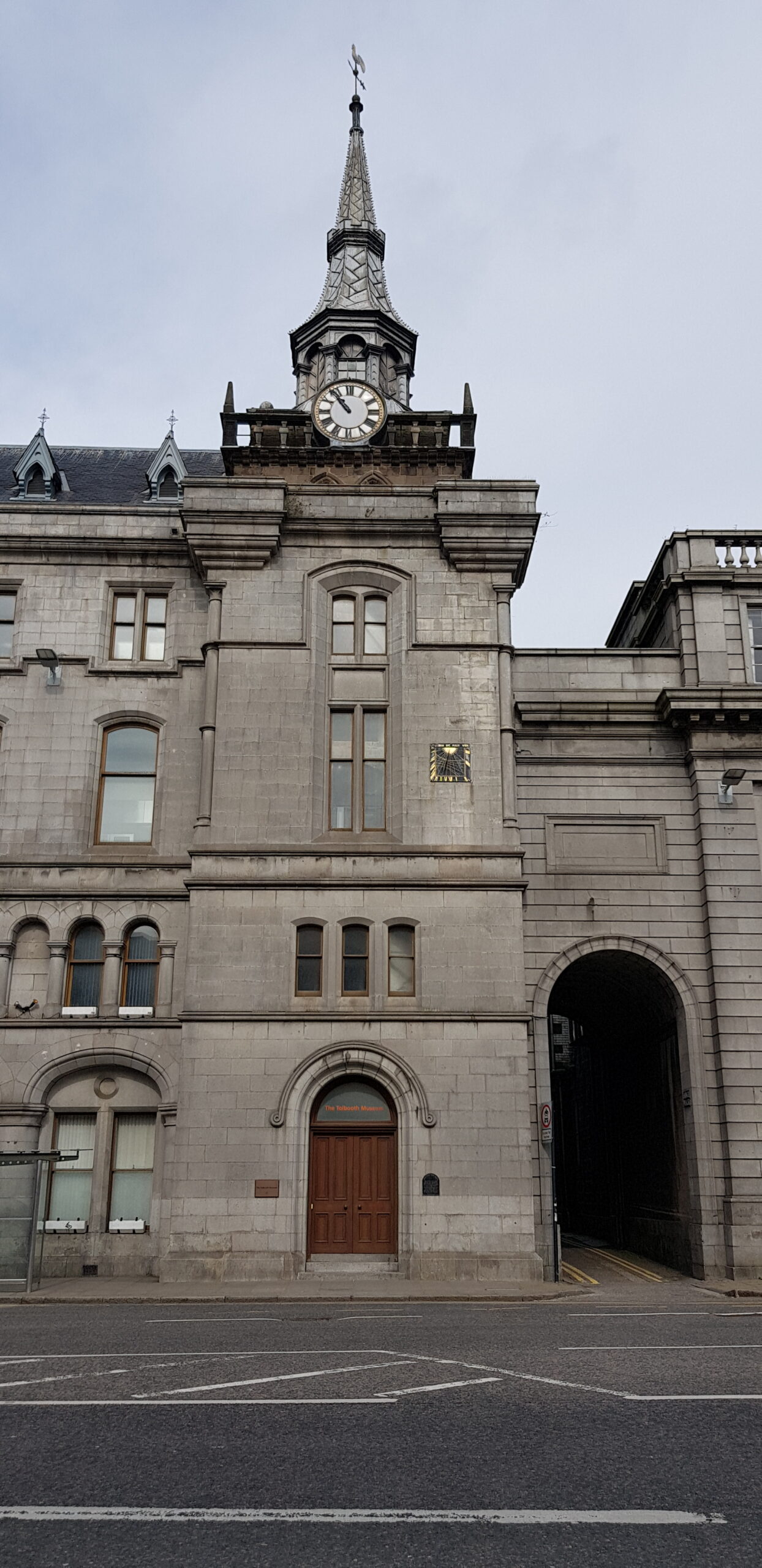 Strangled and Burnt Outside: the Haunted Aberdeen Tolbooth