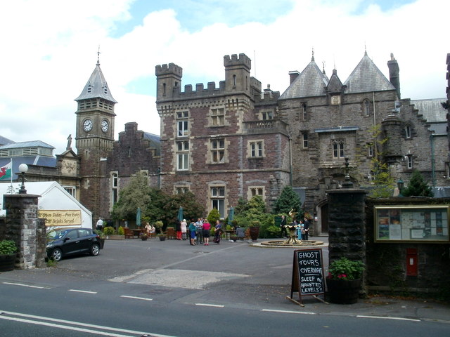 Adelina Patti’s Opera House: Craig-y-Nos Castle Ghost Tours