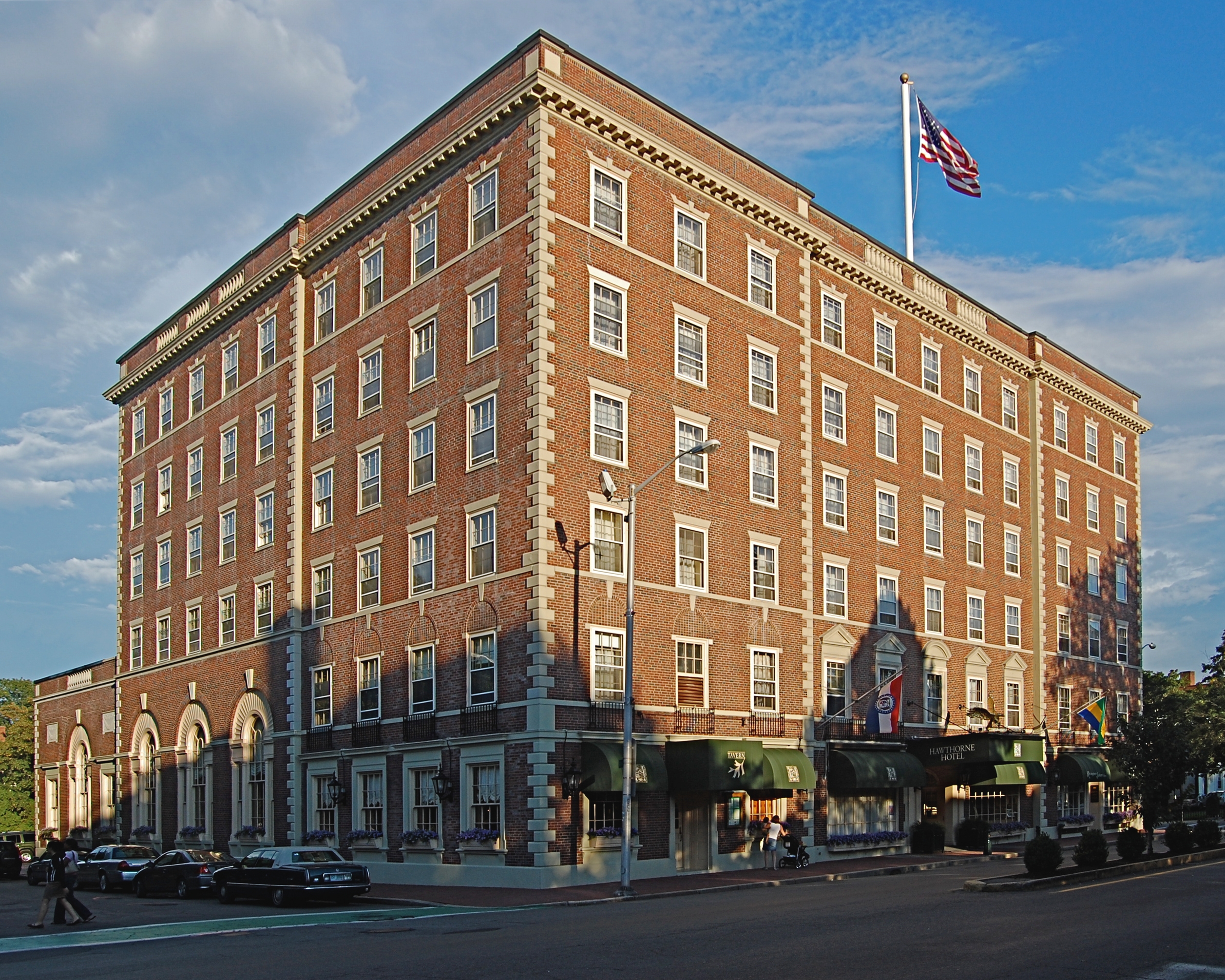 Hawthorne Hotel